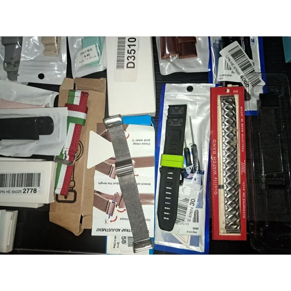 NIB-LOT Bundle of 40 New Watch Bands 20mm-38mm of Overstock from Europe